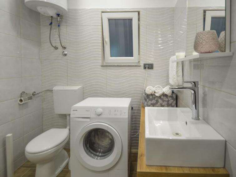 Apartment Ivana I Martina Grebastica Luaran gambar