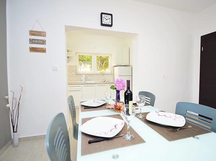 Apartment Ivana I Martina Grebastica Luaran gambar